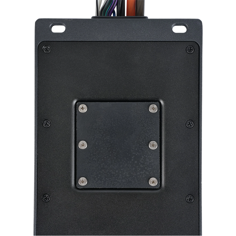 مكبر صوت BTC 4 CH كامل النطاق من الفئة D مع وحدة تحكم بلوتوث