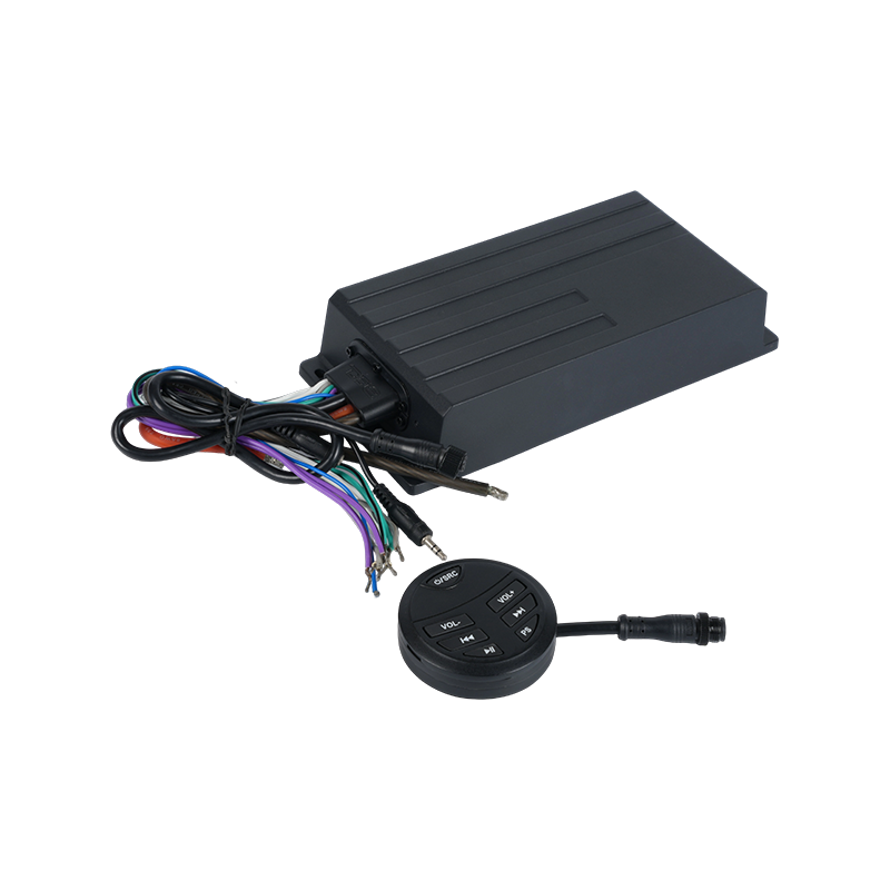 مكبر صوت BTC 4 CH كامل النطاق من الفئة D مع وحدة تحكم بلوتوث