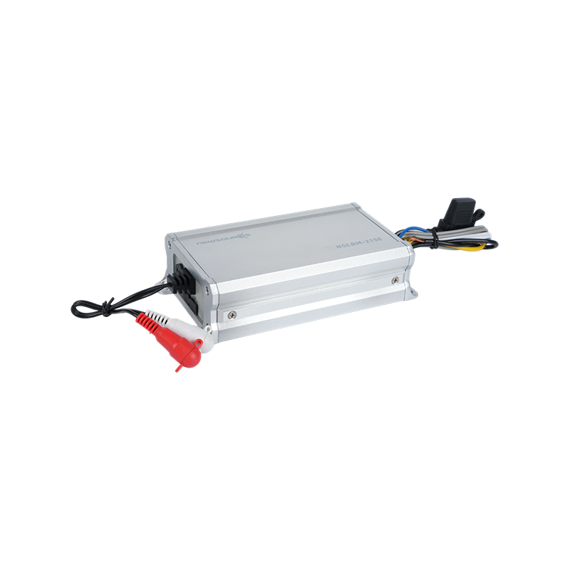 مضخم صوت كامل النطاق ثنائي القناة من الفئة D