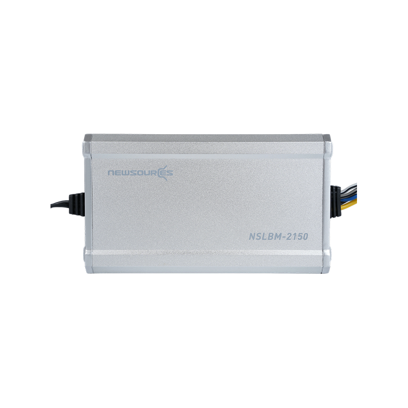 مضخم صوت كامل النطاق ثنائي القناة من الفئة D