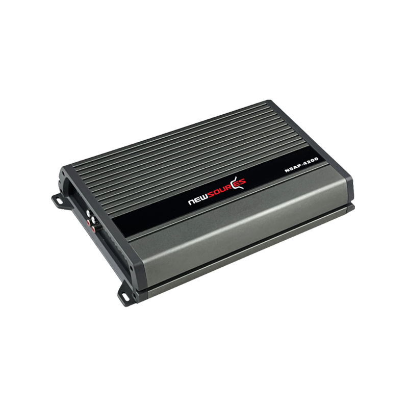 مكبر صوت من الفئة D بأربع قنوات